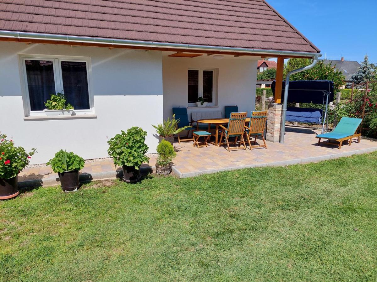 Pol-Lak Apartamento Szolosgyorok Exterior foto